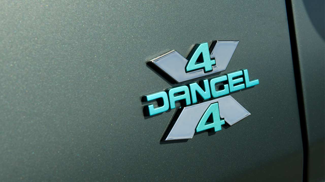 Peugeot 4x4 Boxer Concept_Dangel_badge