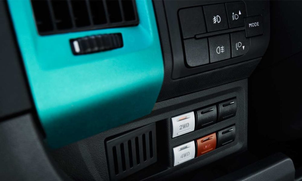 Peugeot 4x4 Boxer Concept_interior_4WD_switch