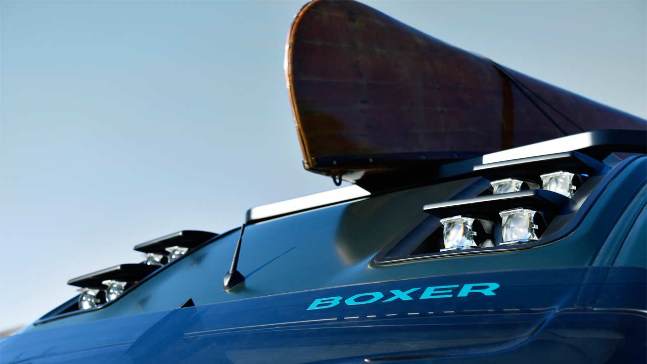 Peugeot 4x4 Boxer Concept_roof_lights