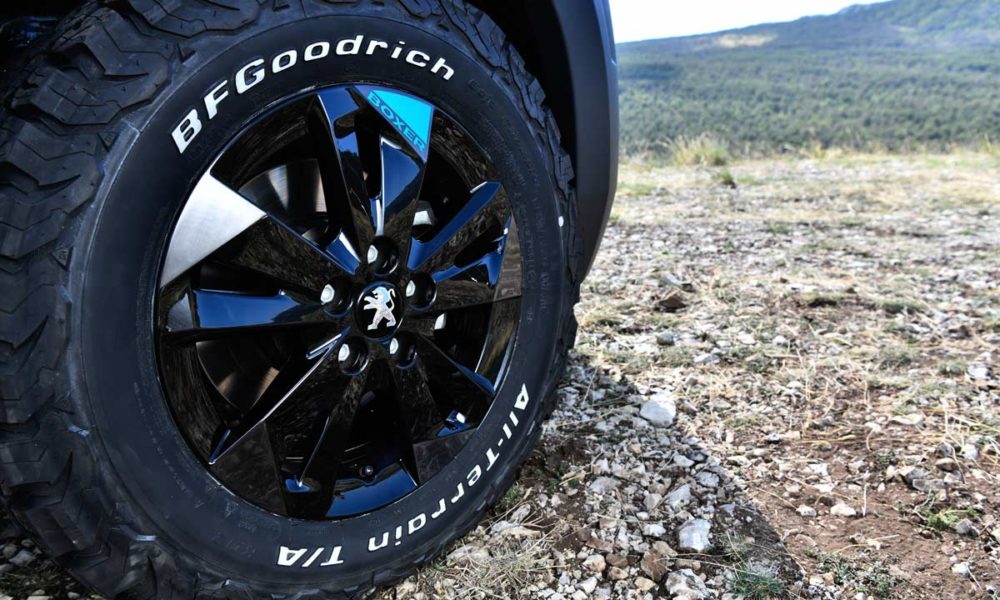 Peugeot 4x4 Boxer Concept_wheels