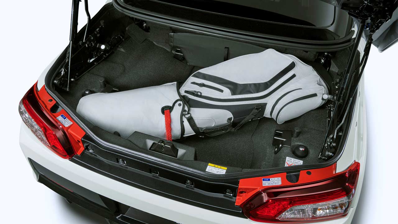 Toyota-Copen-GR-SPORT_boot_space