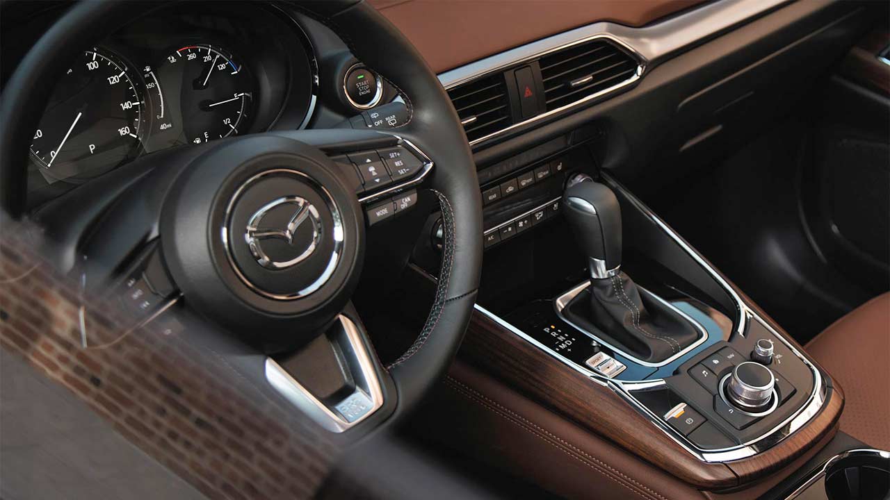 2019-Mazda-CX-9_interior_steering_wheel
