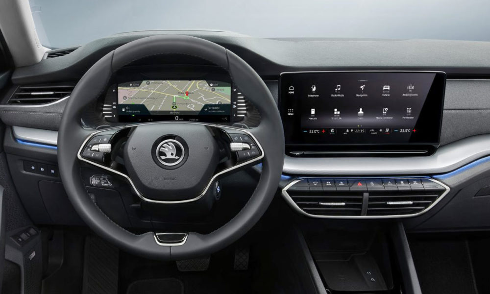 2020-4th-generation-Skoda-Octavia_interior_steering_instrument_display