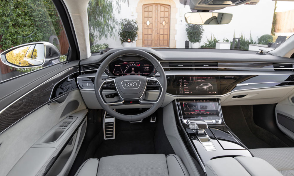 2020-Audi-S8_interior