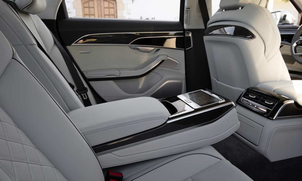 2020-Audi-S8_interior_rear_seats