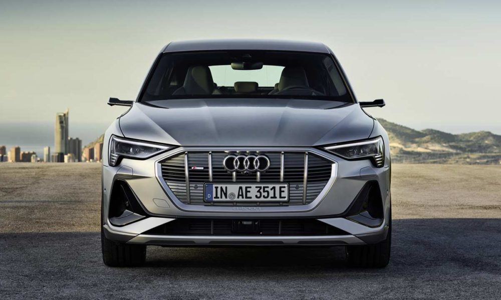 2020-Audi-e-tron-quattro-Sportback_front