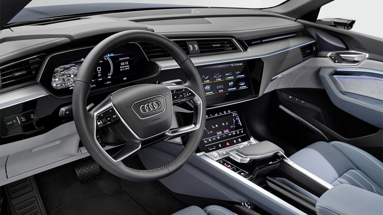 2020-Audi-e-tron-quattro-Sportback_interior