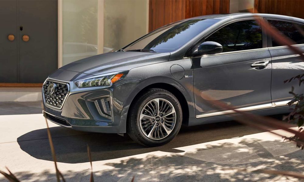 2020-Hyundai-Ioniq-Plug-In-Hybrid_2