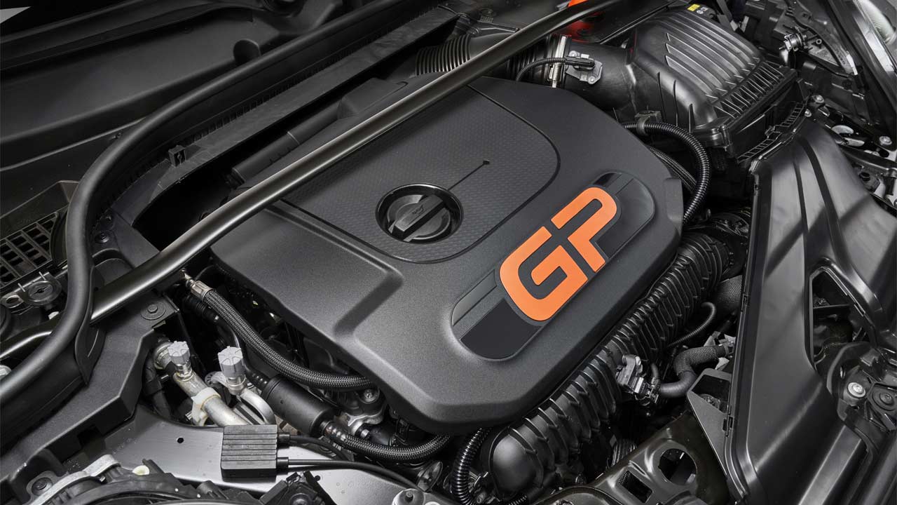 2020-MINI-John-Cooper-Works-GP_engine
