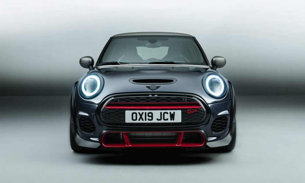2020-MINI-John-Cooper-Works-GP_front