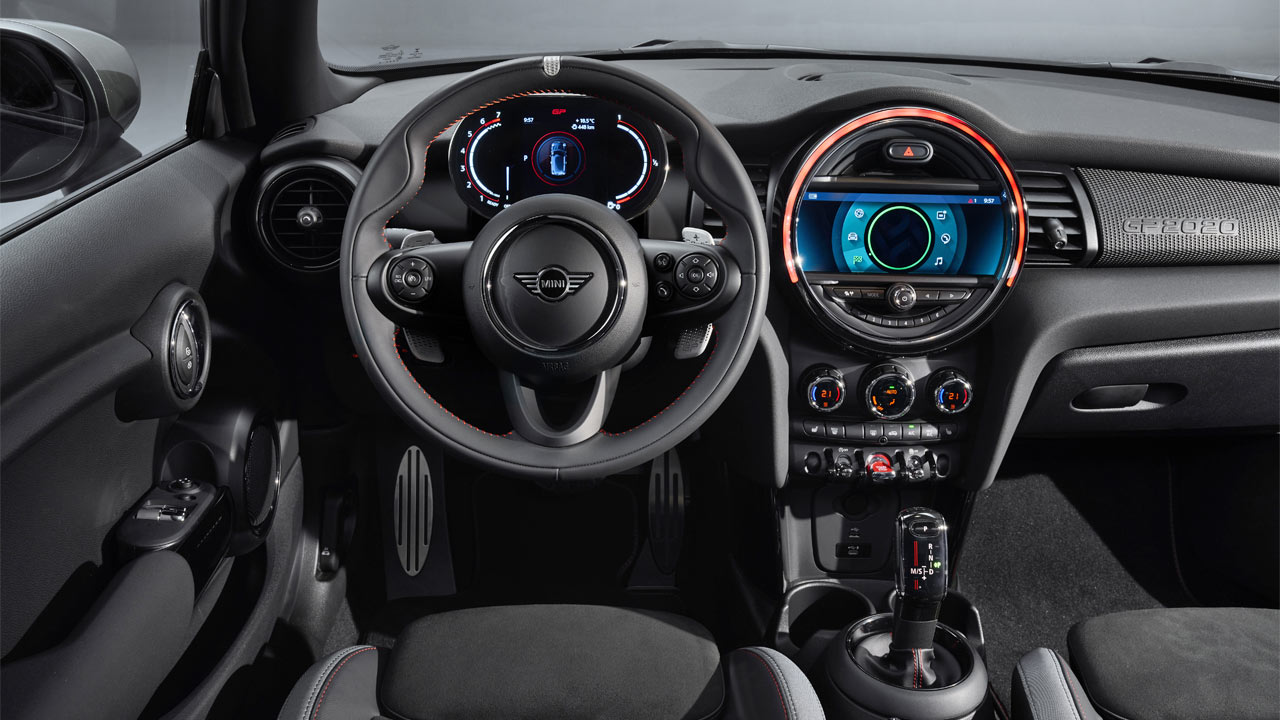 2020-MINI-John-Cooper-Works-GP_interior_2