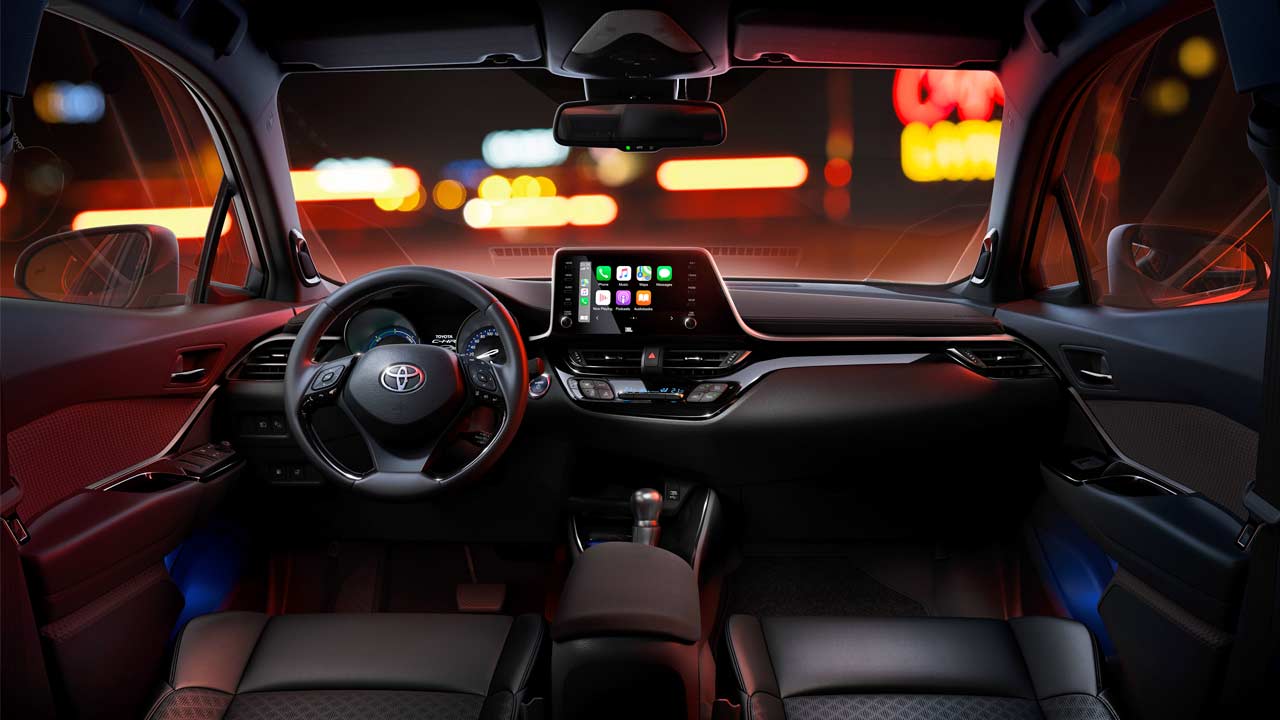 2020-Toyota-CH-R_interior