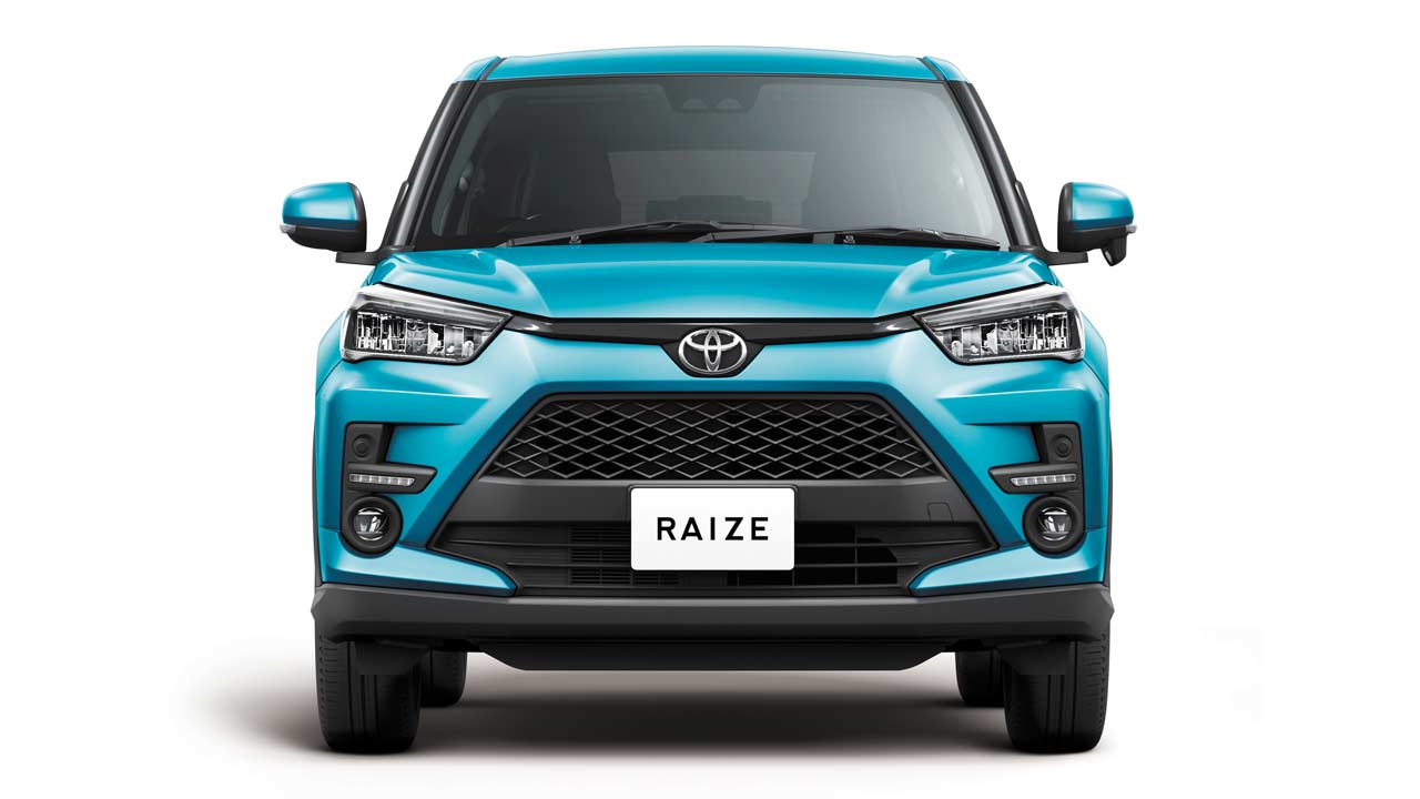 2020-Toyota-Raize-Japan_front