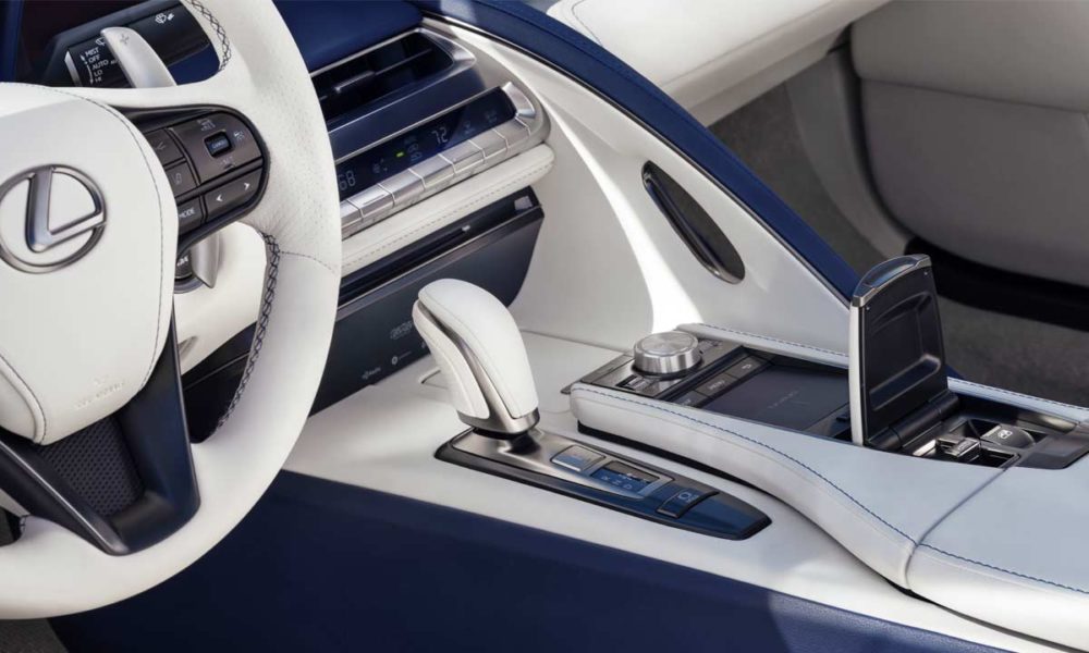 2021-Lexus-LC-500-Convertible_interior_centre_console