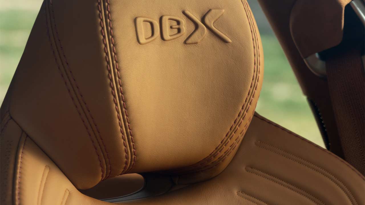 Aston-Martin-DBX_interior_seats_2
