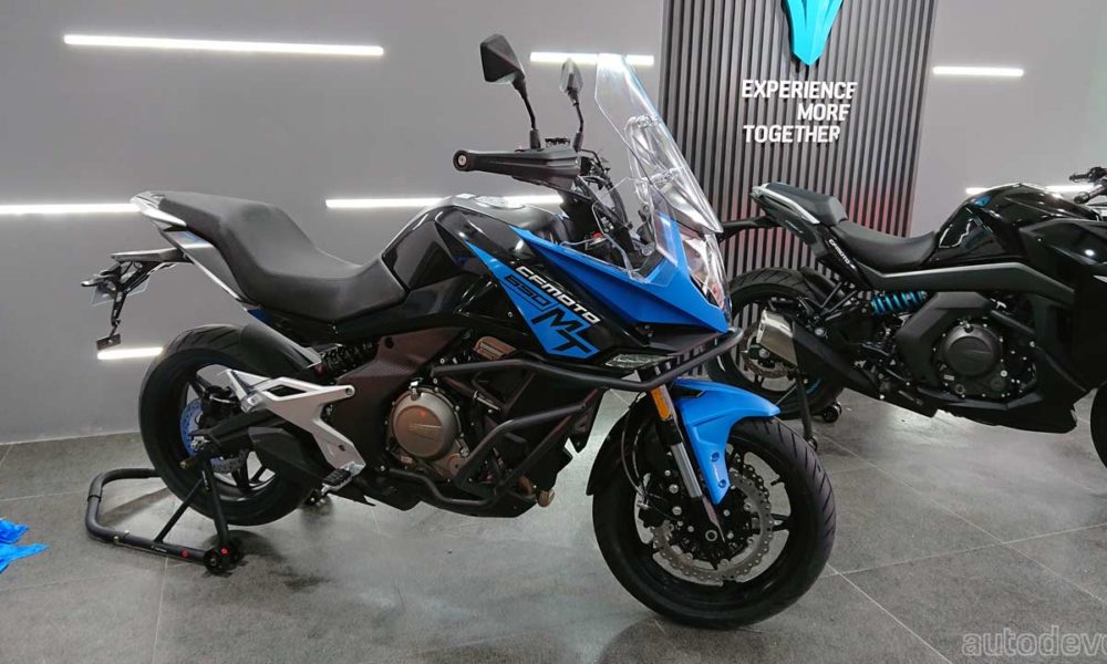 CFMoto-Bengaluru-Showroom_motorcycles_650-MT