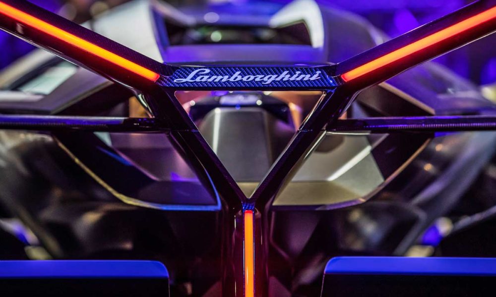 Lamborghini-Lambo-V12-Vision-Gran-Turismo_live_rear_taillamps