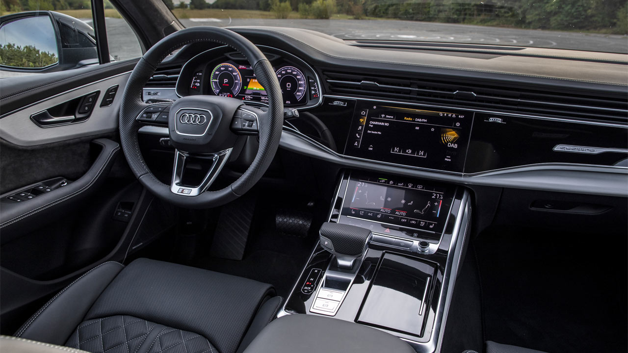 2020-Audi-Q7-TFSI-e-quattro_interior