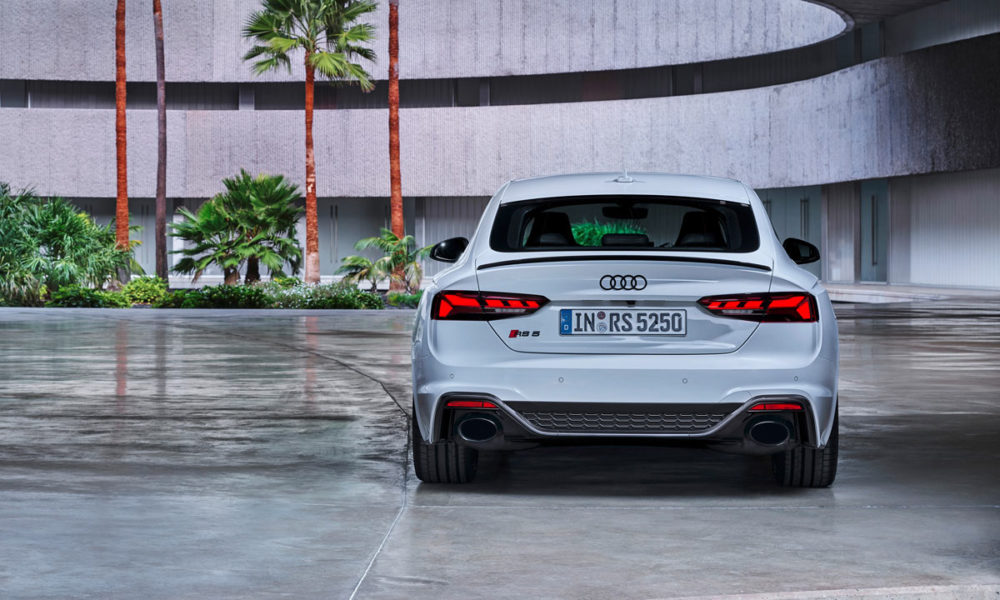 2020-Audi-RS-5-Sportback_rear