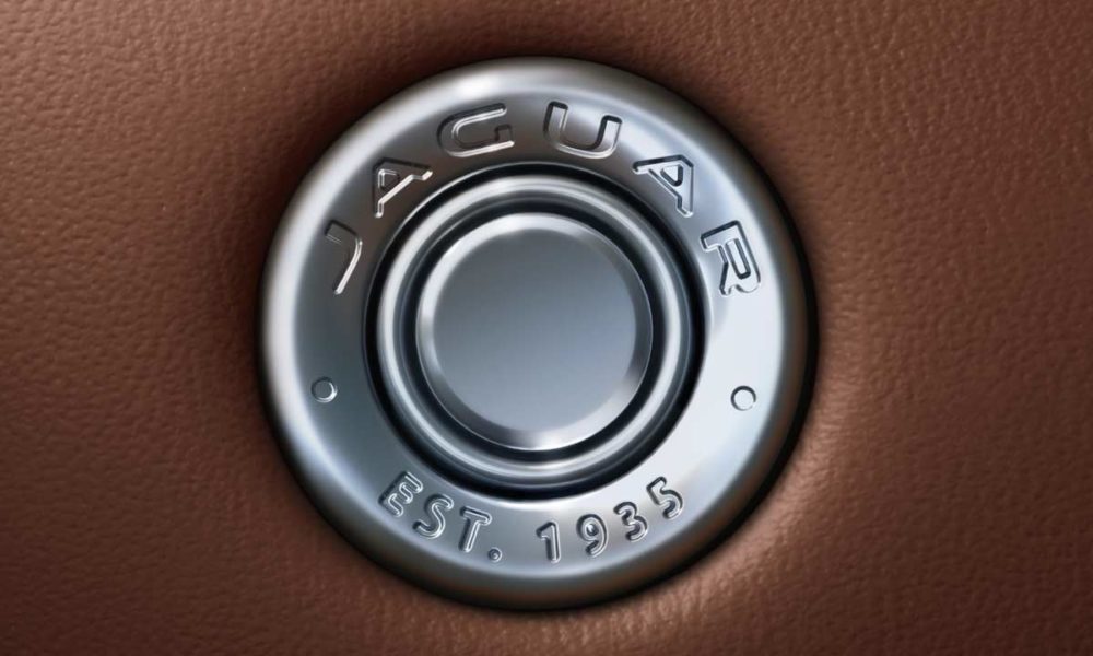 2020-Jaguar-F-Type_interior_glovebox_button