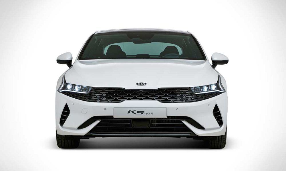 2020-Kia-K5-Optima-fastback-sedan-Hybrid_front