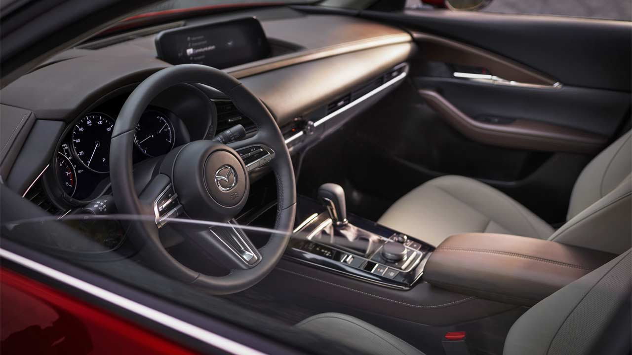 2020-Mazda-CX-30_interior
