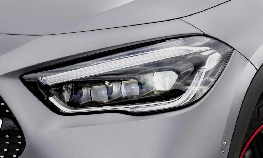 2020-Mercedes-Benz-GLA-Edition-1_headlamps