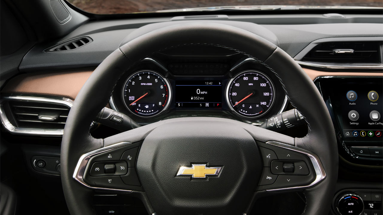 2021-Chevrolet-Trailblazer-ACTIV_interior_instrument_cluster_steering_wheel