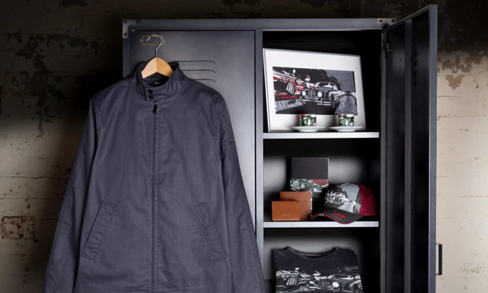 Jaguar-Mark-2-lifestyle-collection_2