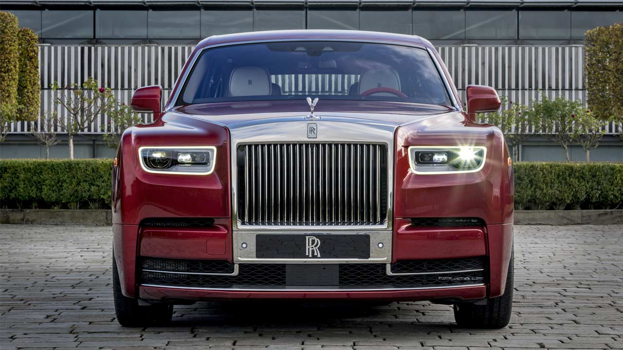Rolls-Royce-Red-Phantom_front