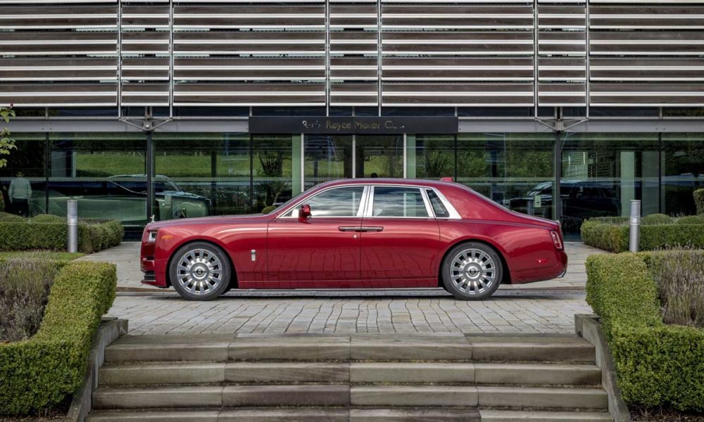 Rolls-Royce-Red-Phantom_side
