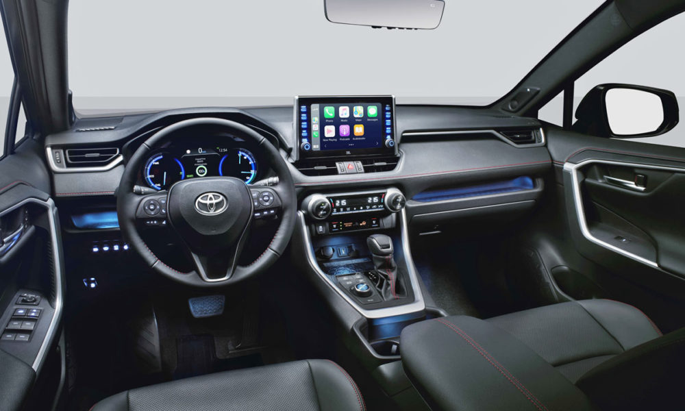 2020-Toyota-RAV4-Plug-in-Hybrid_interior