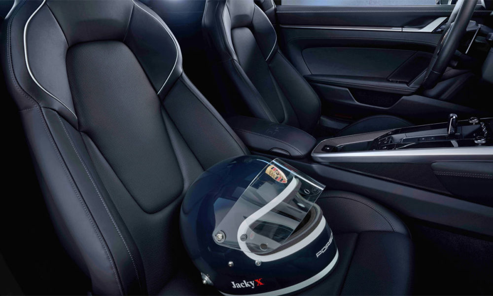 Porsche-911-Belgian-Legend-Edition_interior_jacky_x_helmet