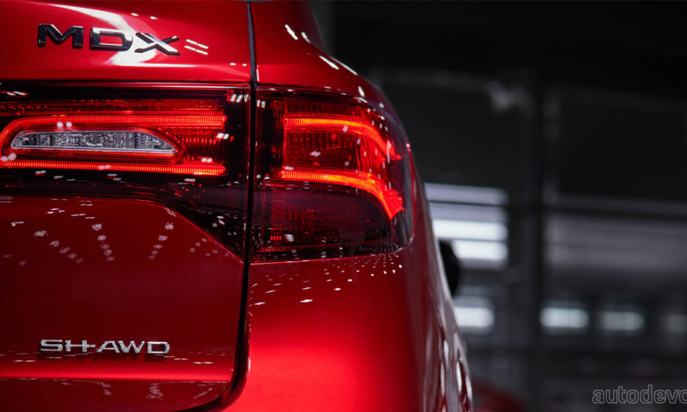 2020-Acura-MDX-PMC-Edition_taillamps