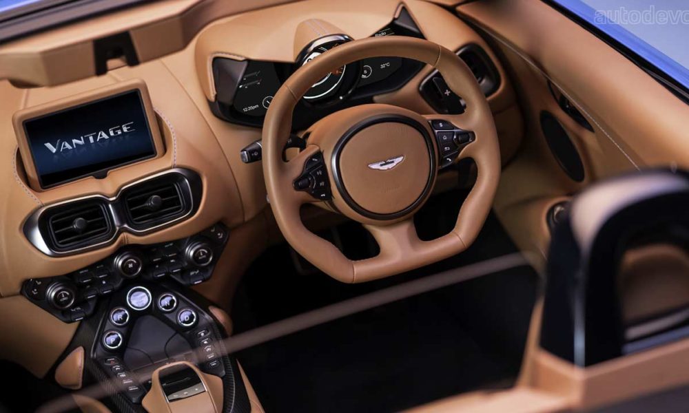2020-Aston-Martin-Vantage-Roadster_interior_3