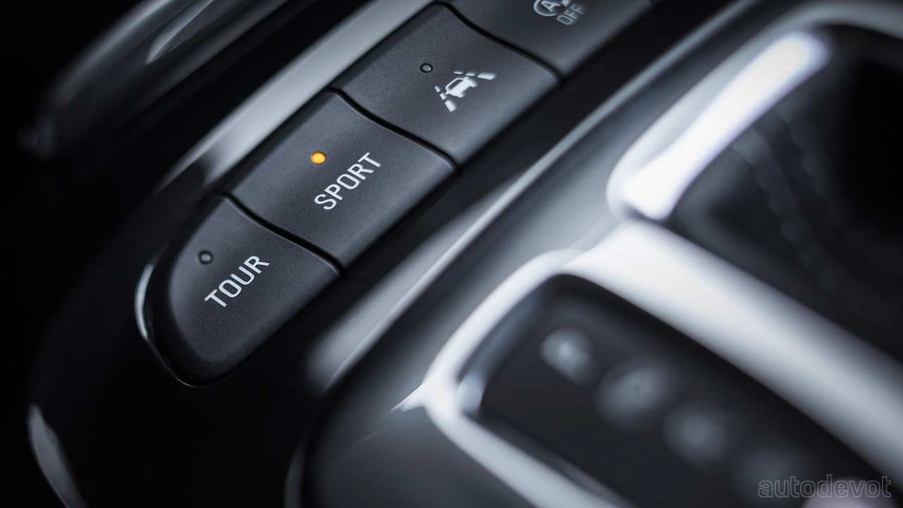 2020-Opel-Insignia-GSi-facelift-interior-driving-modes