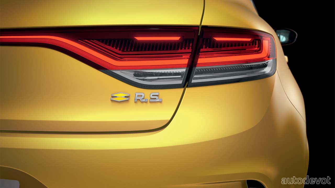 2020-Renault-Megane-R.S.-Trophy_taillamps