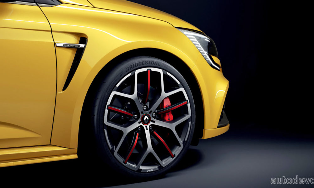 2020-Renault-Megane-R.S.-Trophy_wheels