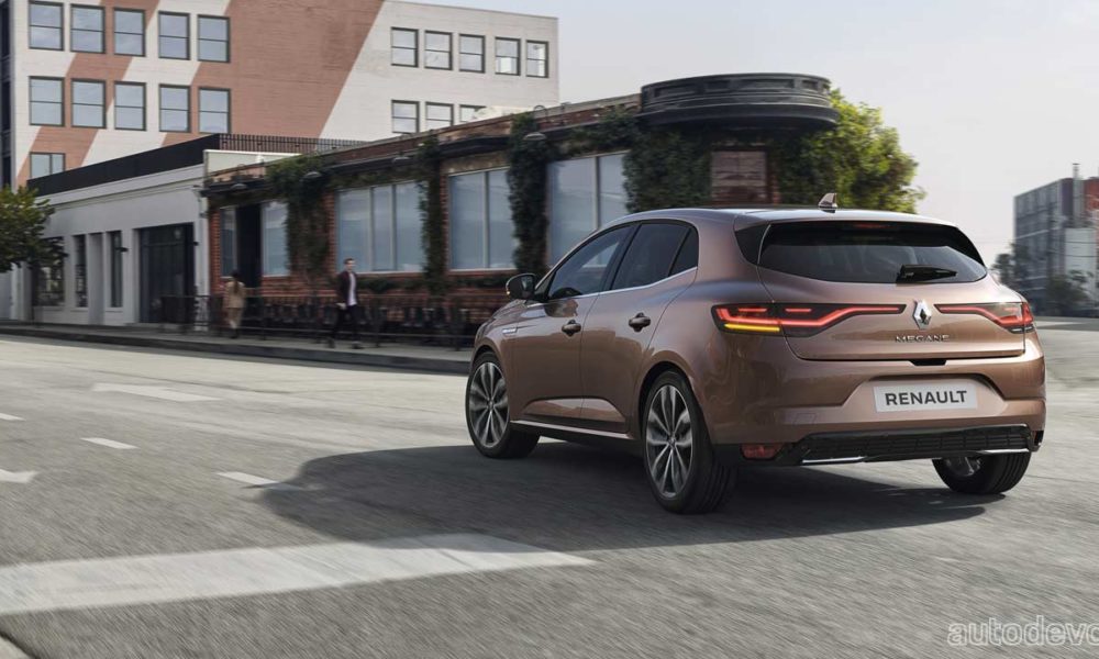 2020-Renault-Megane_2