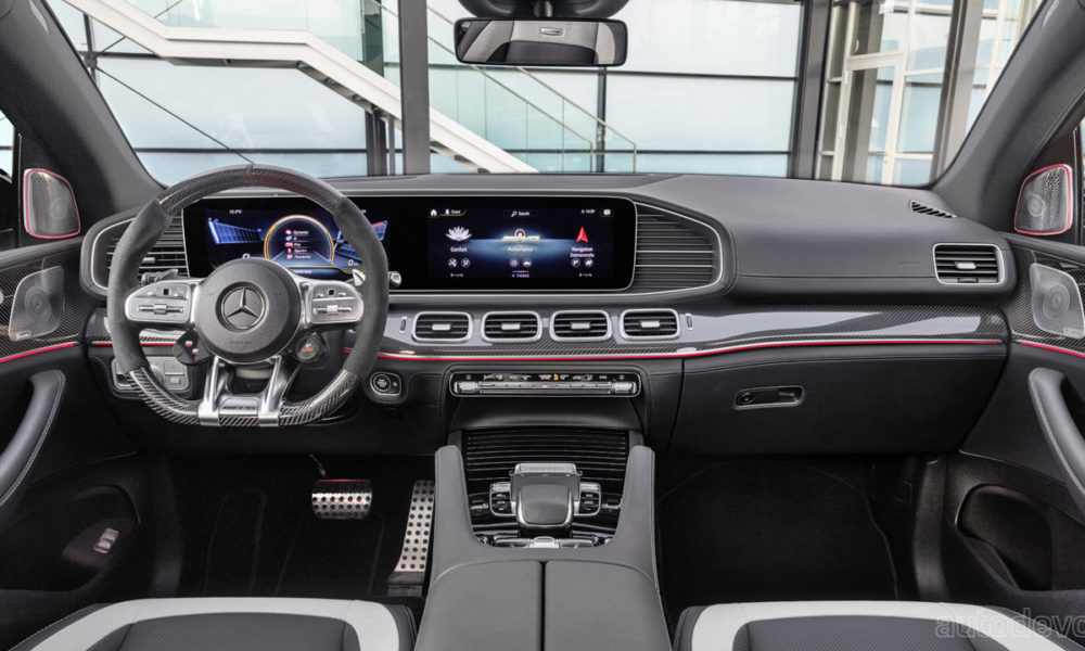 2021-Mercedes-AMG-GLE-63-4MATIC+-Coupé_interior