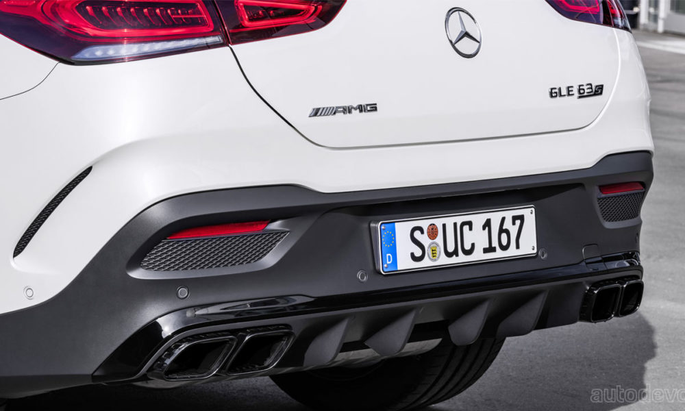 2021-Mercedes-AMG-GLE-63-4MATIC+-Coupé_rear_diffuser