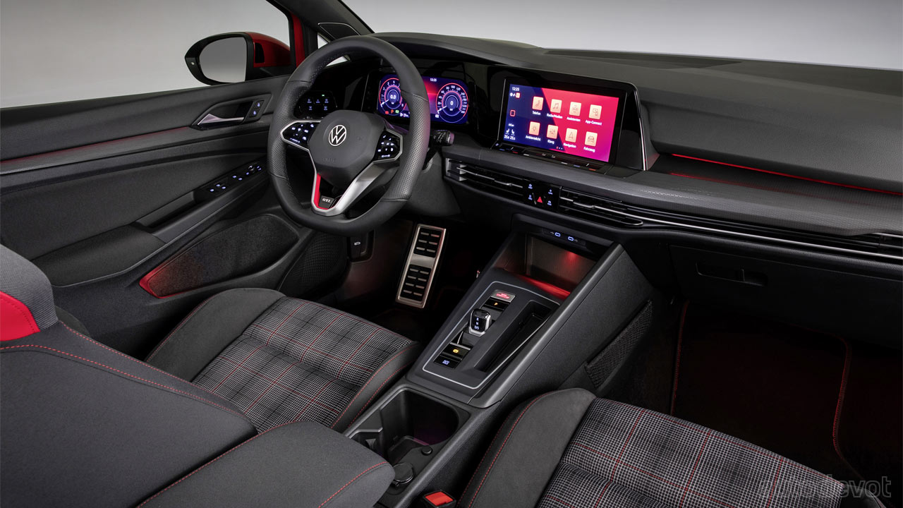 8th-generation-Volkswagen-Golf-2021-Golf-GTI_interior