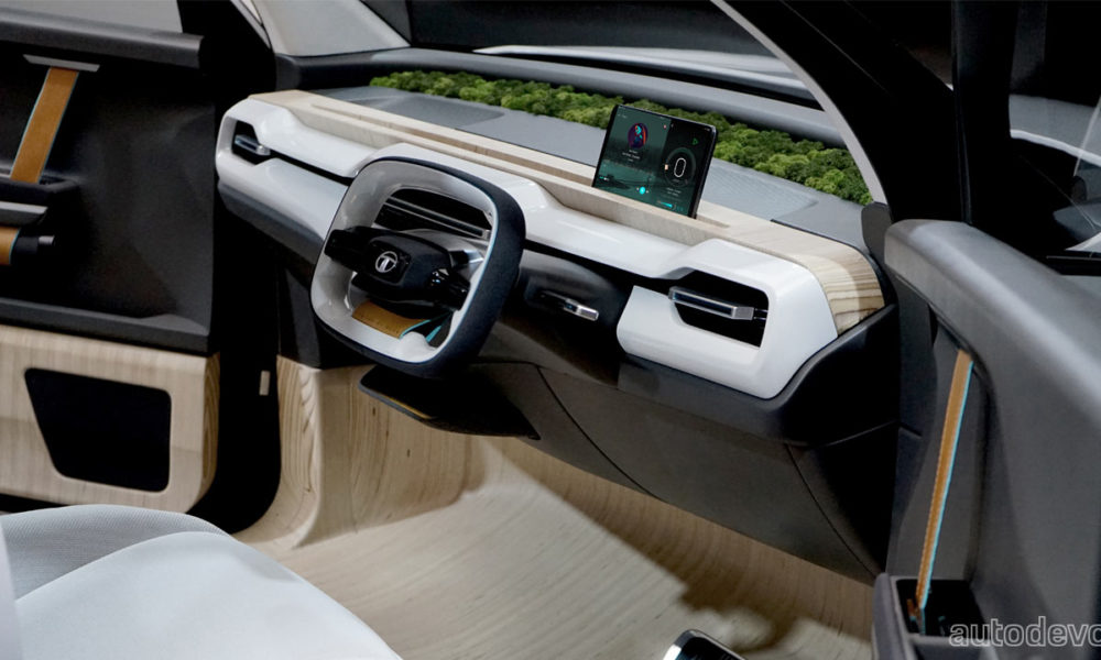 Tata-Motors-Sierra-Concept-Interior_2