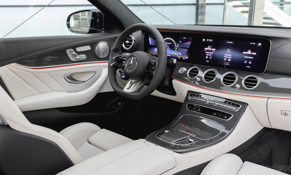 2021-Mercedes-Benz-E-Class-Estate-interior-Nappa-macchiato-beige_2