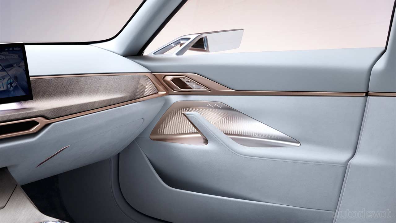 BMW-Concept-i4_interior-dashboard