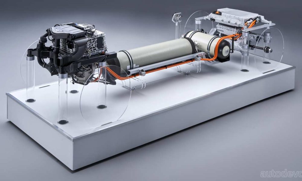 BMW-i-Hydrogen-NEXT-fuel-cell-system-collaboration-with-Toyota_2