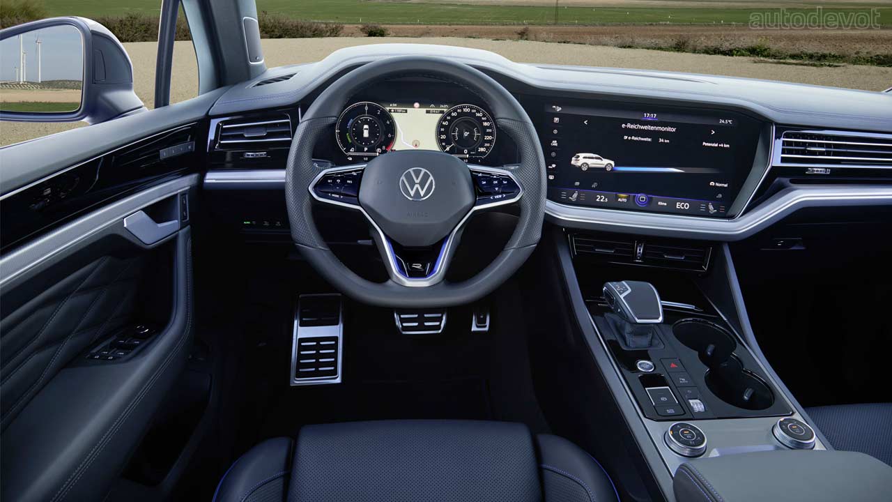 Volkswagen-Touareg-R-plug-in-hybrid_interior_2