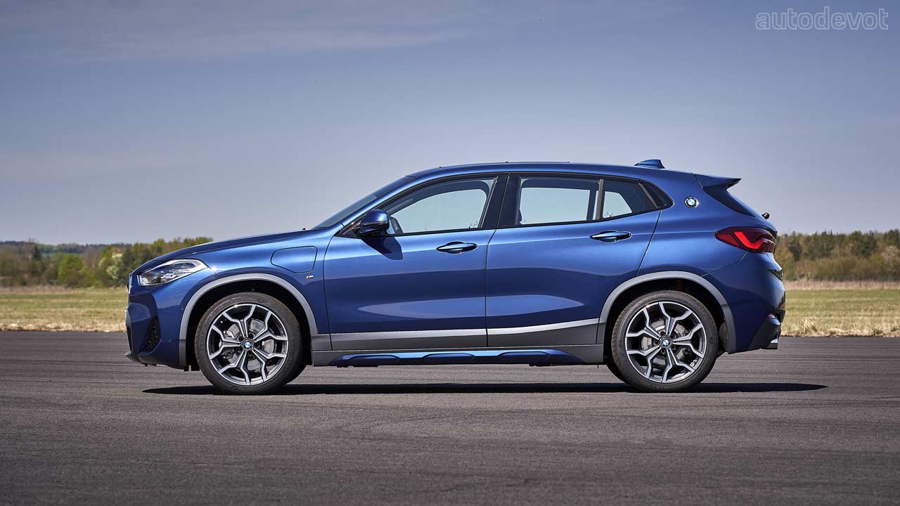2020-BMW-X2-facelift-xDrive25e_side