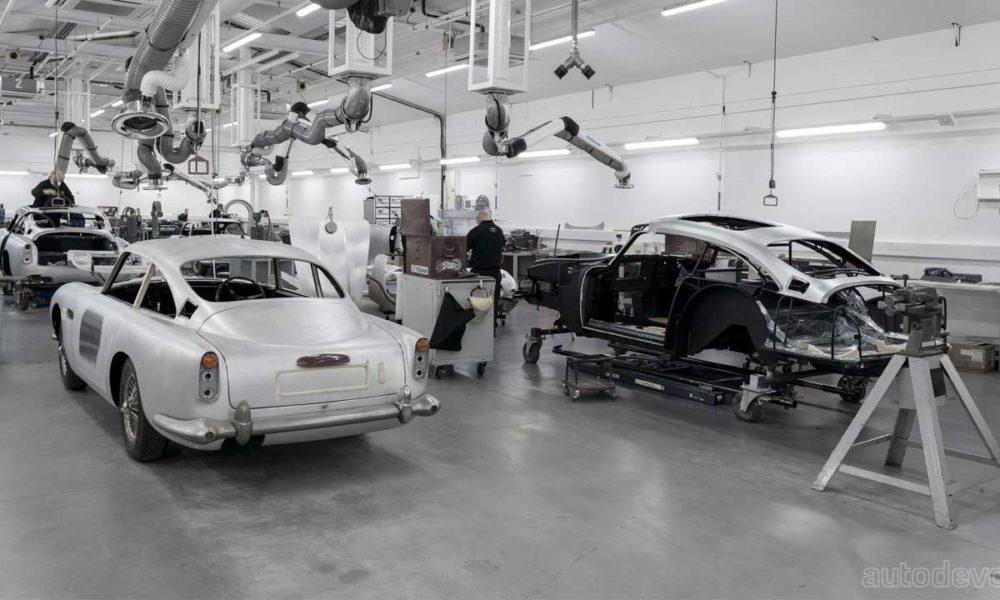 Aston-Martin-DB5-Goldfinger-Continuation-Cars-Production-scenes_4
