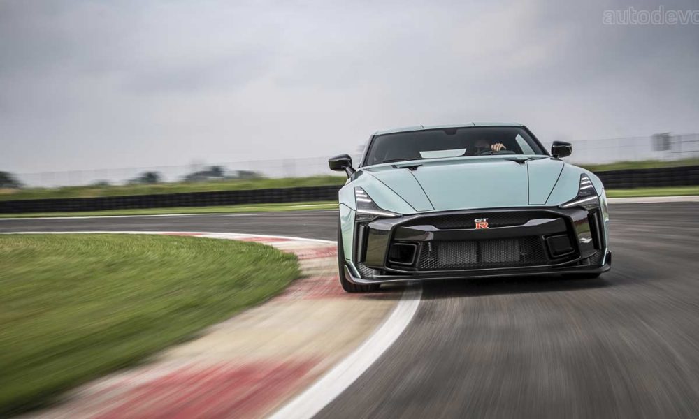 First-production-Nissan-GT-R-50-by-Italdesign_2